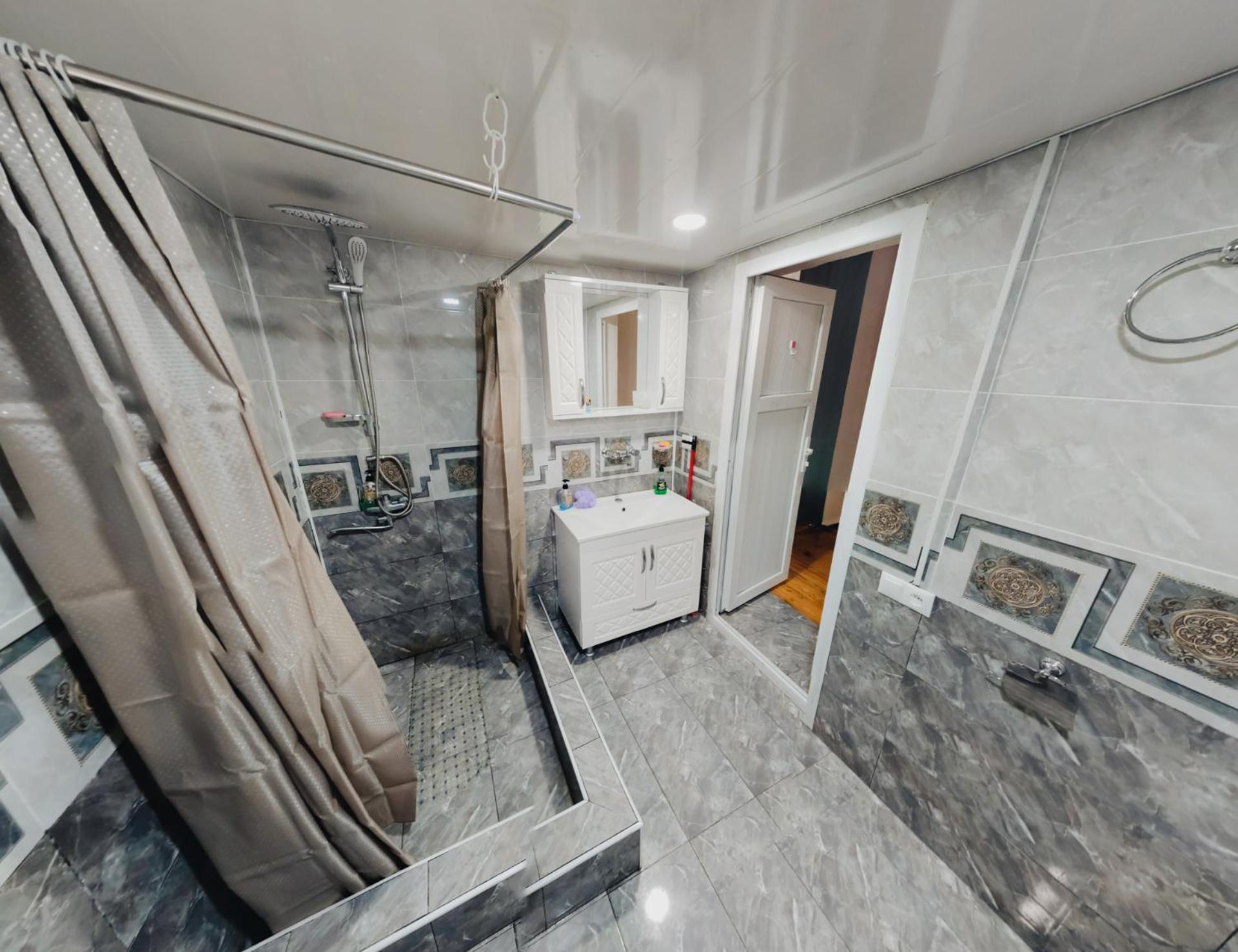 Iveri House Kutaisi Esterno foto