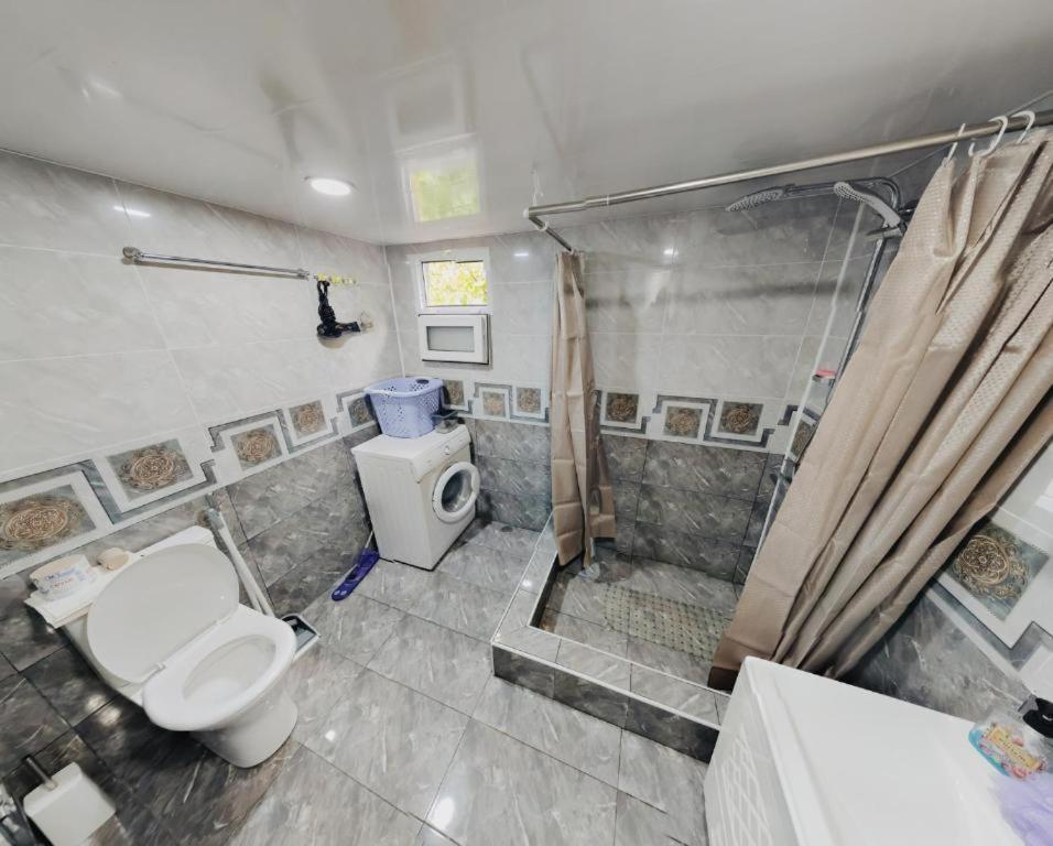 Iveri House Kutaisi Esterno foto