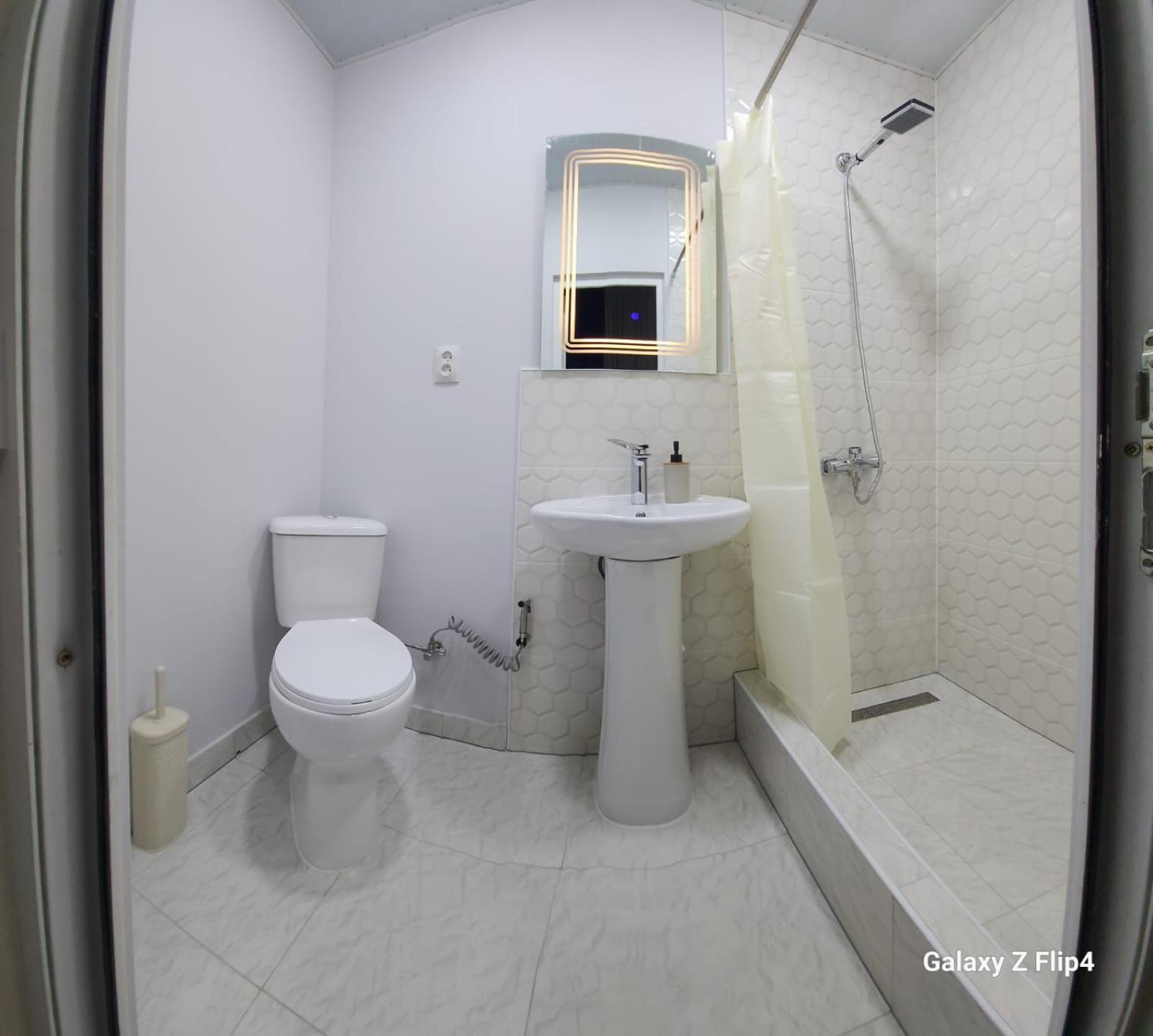 Iveri House Kutaisi Esterno foto